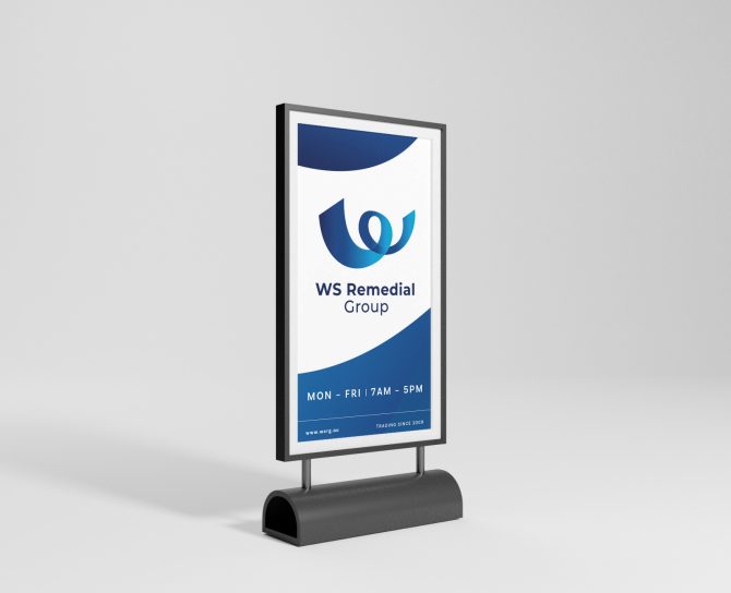 Signage standing 1
